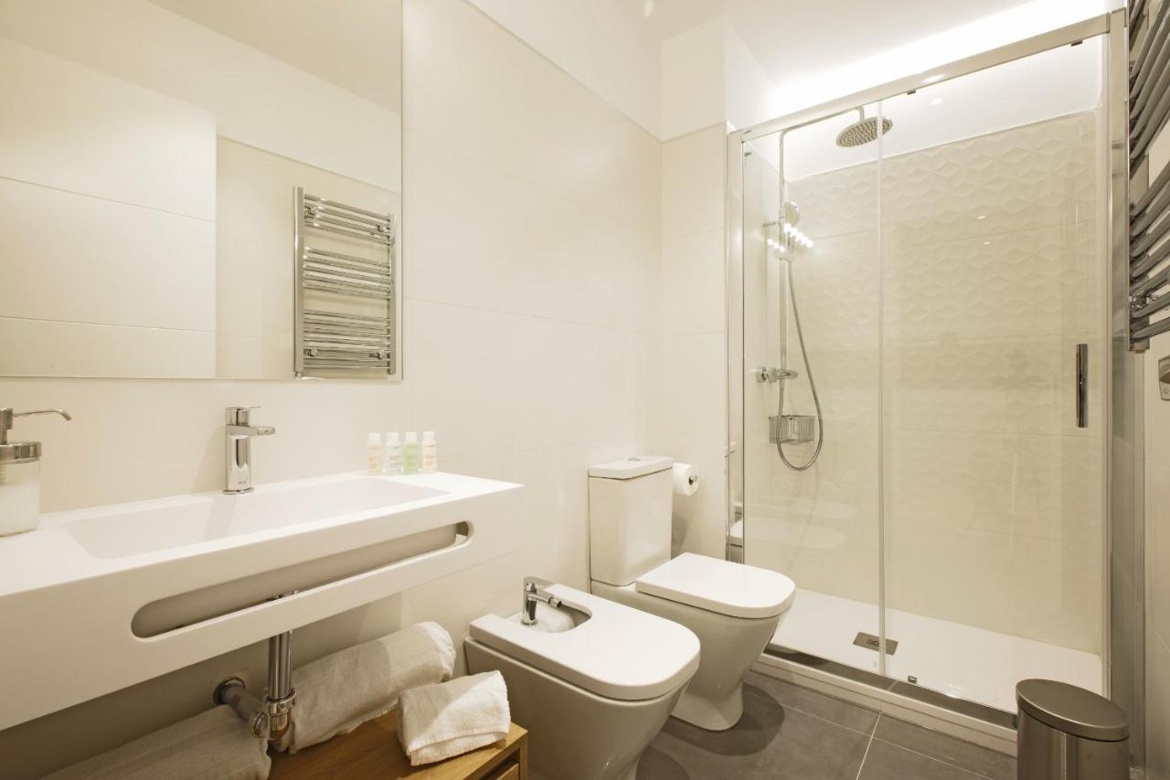 Gran Via Suites Мадрид Экстерьер фото