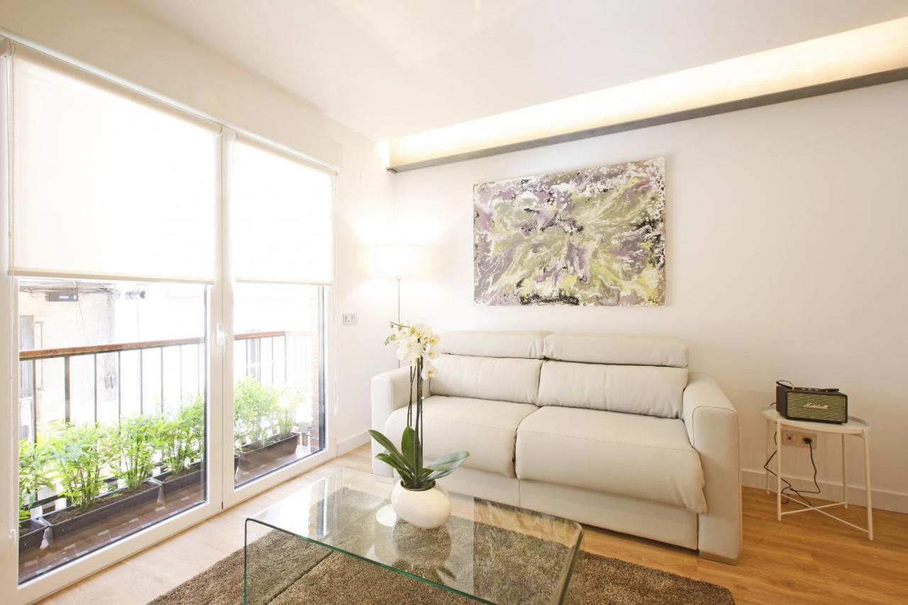 Gran Via Suites Мадрид Экстерьер фото