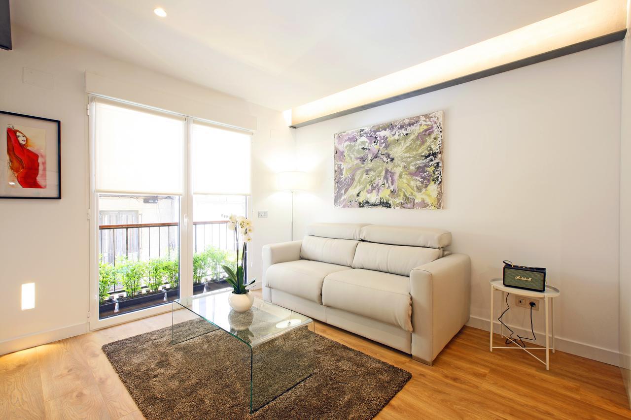 Gran Via Suites Мадрид Экстерьер фото